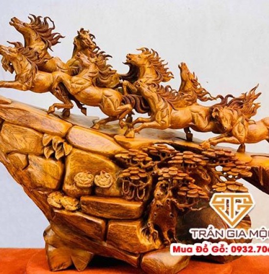 Kích Thước Và Chất Liệu Tượng Ngựa Phong Thủy: Lựa Chọn Sao Cho Phù Hợp Với Không Gian Và Mệnh Của Gia Chủ