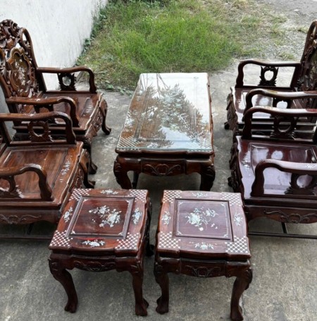 Bộ Bàn Ghế Salon Gỗ Trắc Chạm Hoa Lá Tây