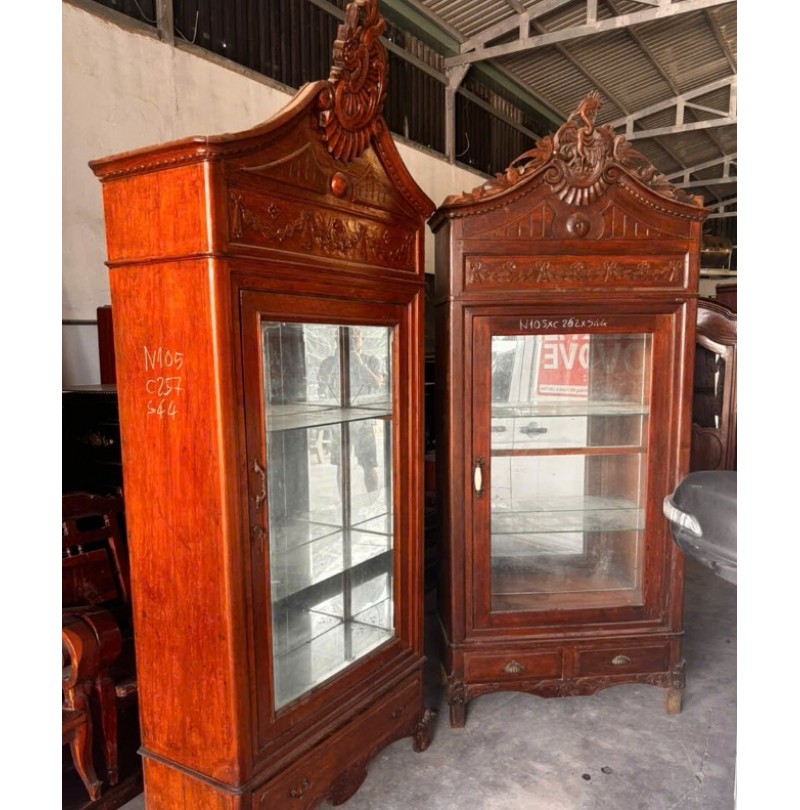 Cặp Tủ Trưng Bày Xưa Gỗ Giả Tỵ – Vẻ Đẹp Hoài Cổ, Nâng Tầm Không Gian Sống