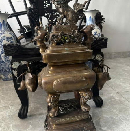 Đỉnh Đồng Huế Xưa Cực Đẹp - Thu Mua Đỉnh Đồng Huế Giá Cao 