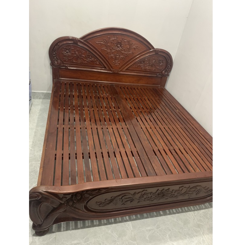 Giường ngủ gỗ gõ đỏ cao cấp – Thu mua giường ngủ gỗ cũ