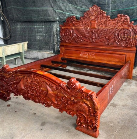 Thanh Lý Giường Ngủ Gỗ Đỏ Hàng Cao Cấp Giá Tốt