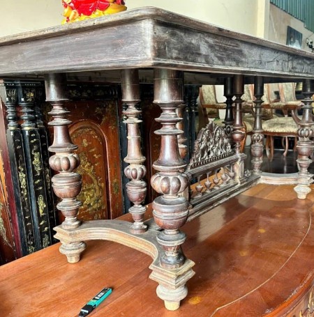 THU MUA BÀN CHỮ C XƯA LÀM TỪ GỖ CẨM LAI – GỖ ĐỎ – GỖ MẬT GIÁ CAO