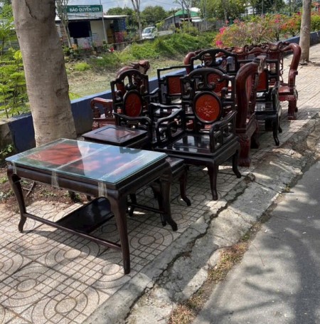Thu Mua Bàn Ghế Gỗ Cũ Quận 11: Giá Cao, Uy Tín, Chốt Nhanh 24/7