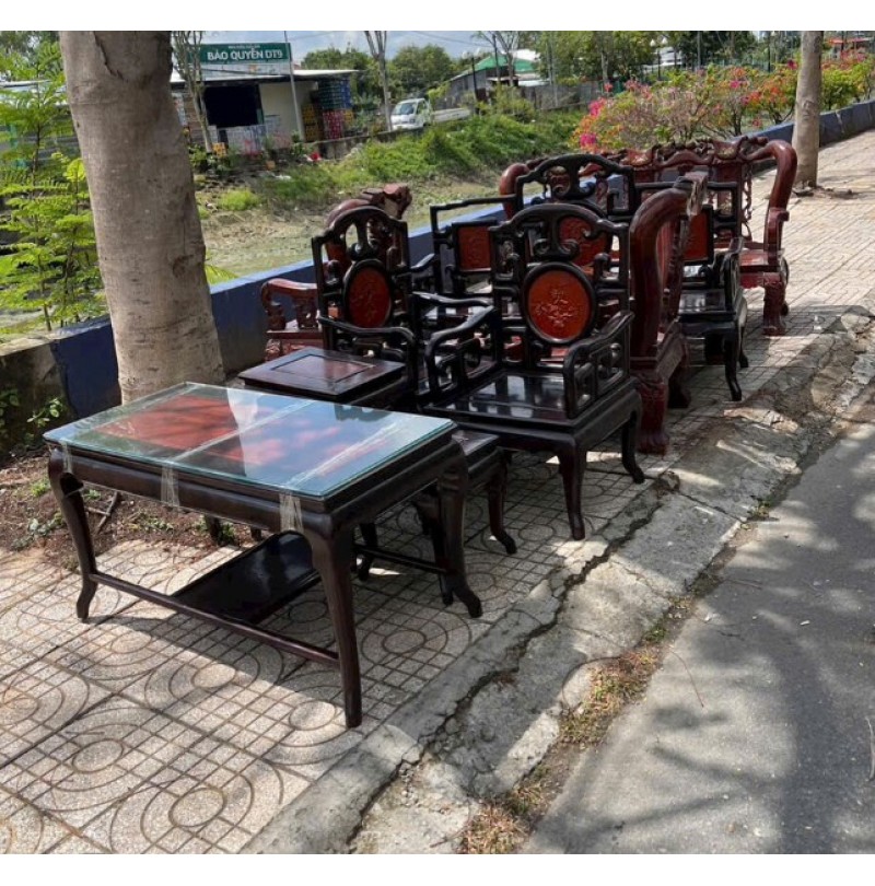 Thu Mua Bàn Ghế Gỗ Cũ Quận 11: Giá Cao, Uy Tín, Chốt Nhanh 24/7