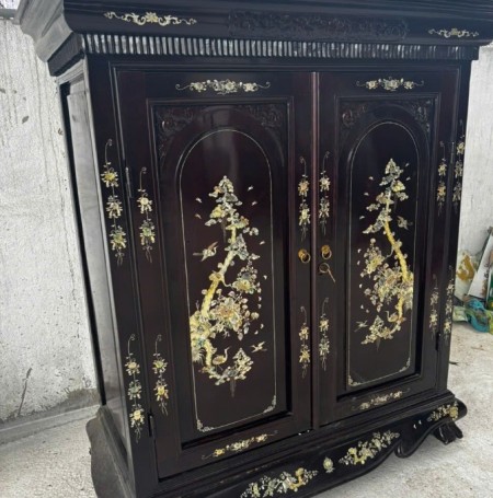 Dịch Vụ Thu Mua Tủ Thờ Cũ Xưa Quận 9 – Giá Cao, Tận Nơi, Uy Tín