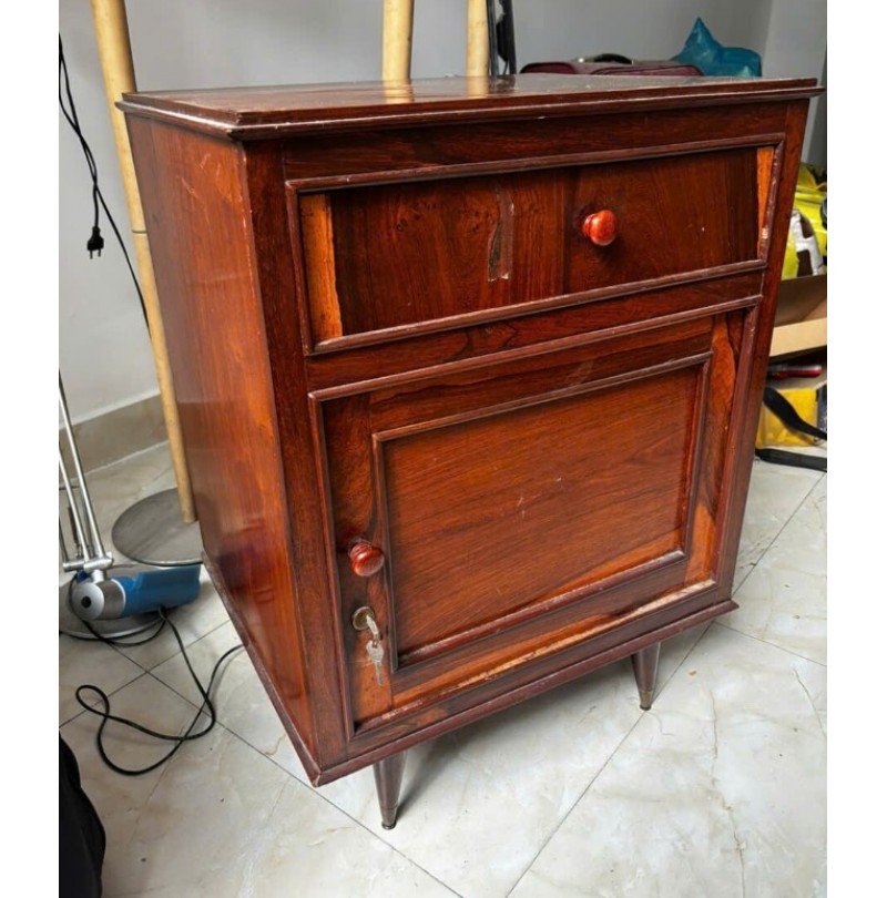 Tủ Tab Đầu Giường Chân Đồng Xưa Cũ - Thu Mua Tủ Tab Cũ Giá Cao