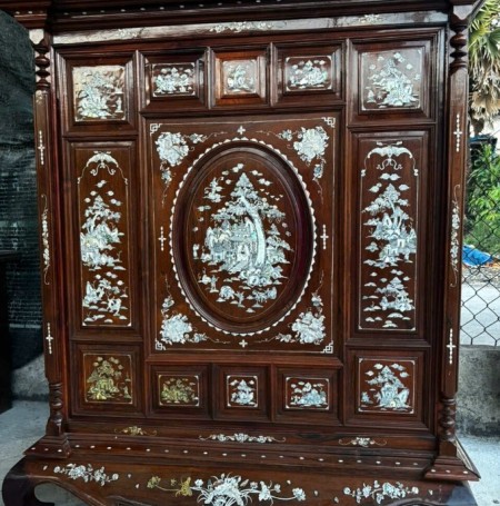 Tủ Thờ Cẩn Ốc Gỗ Cẩm Lai 13 Trám – Đẳng Cấp Tâm Linh, Lưu Truyền Đời Đời